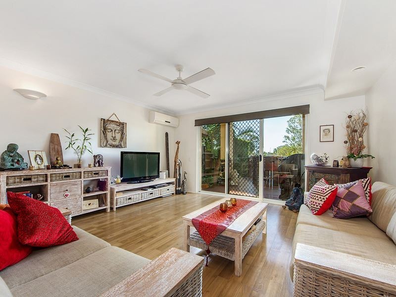 118/215 Cottesloe Drive, Mermaid Waters QLD 4218