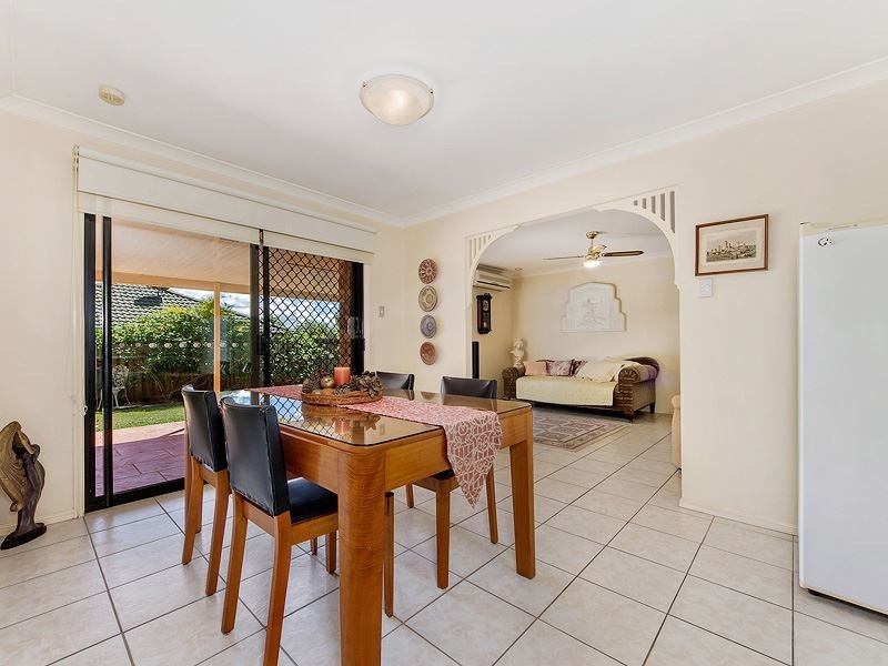 27 Kingarry Circuit, Merrimac QLD 4226