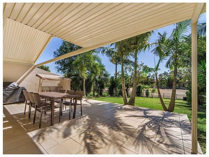 38 Woody Views Way, Robina QLD 4226