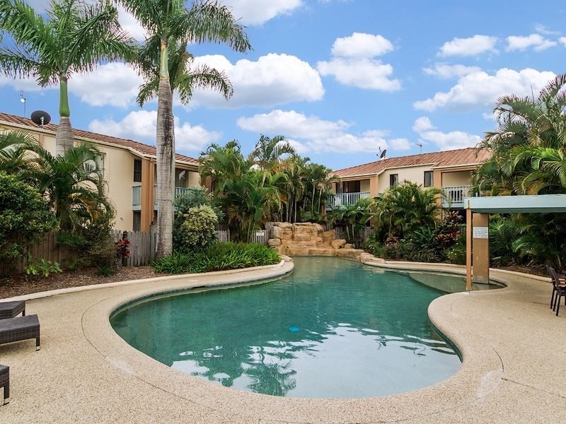 9/1 Warbler Parade, Varsity Lakes QLD 4227