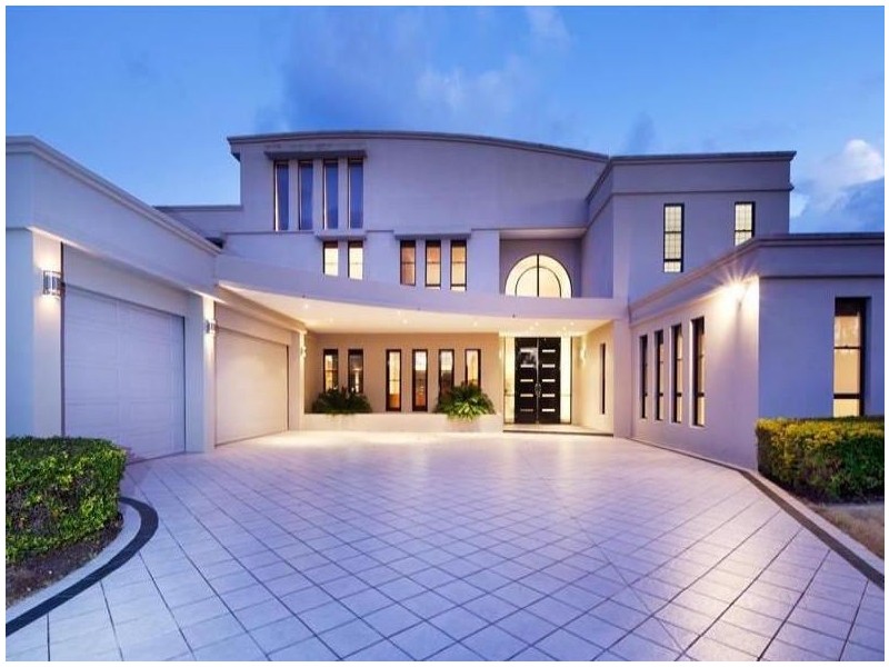 6 Ben Lexcen Place, Robina QLD 4226