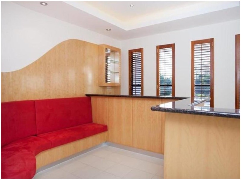 6 Ben Lexcen Place, Robina QLD 4226