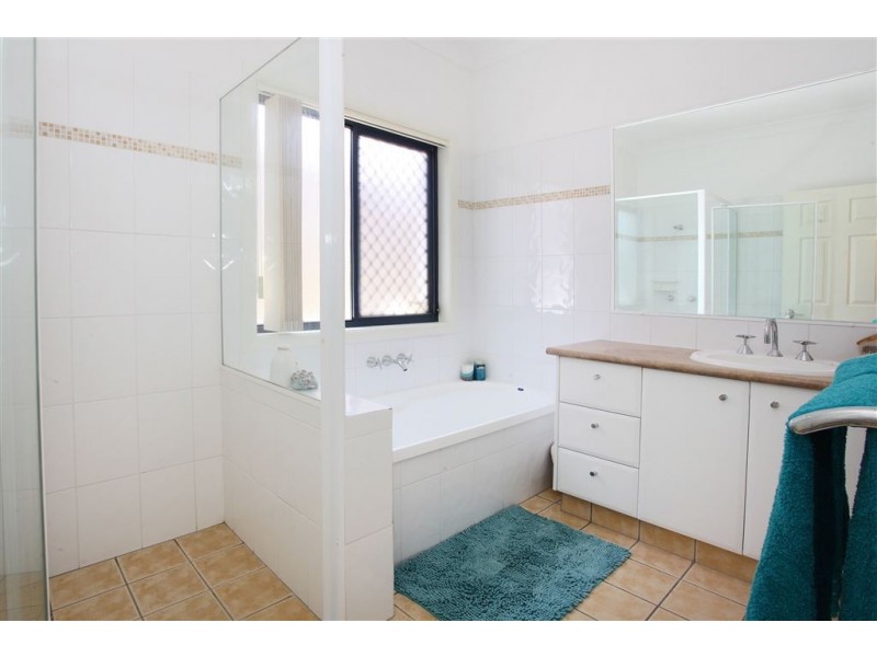91 Bayswater Avenue, Varsity Lakes QLD 4227