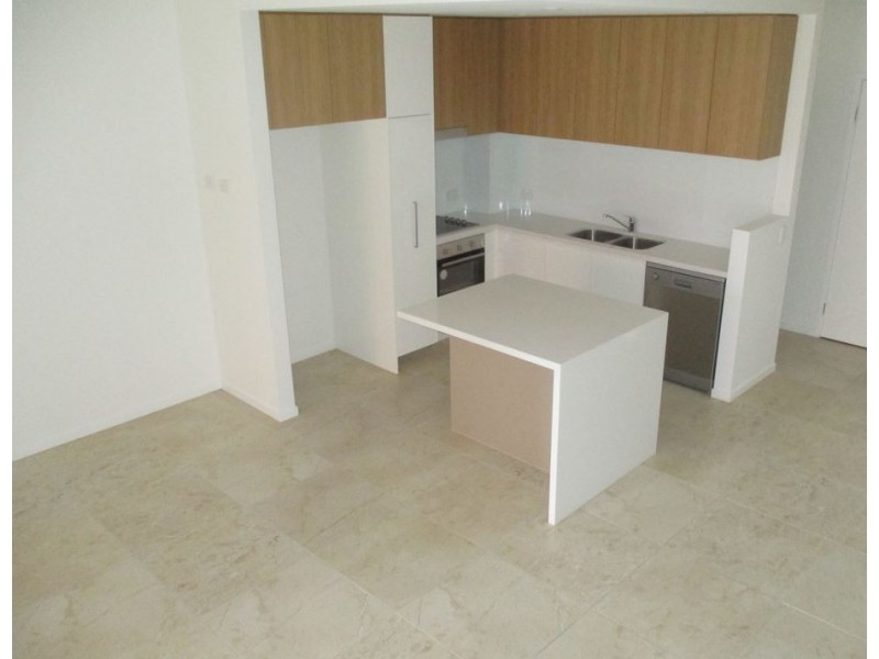 4 Parnell, Robina QLD 4226