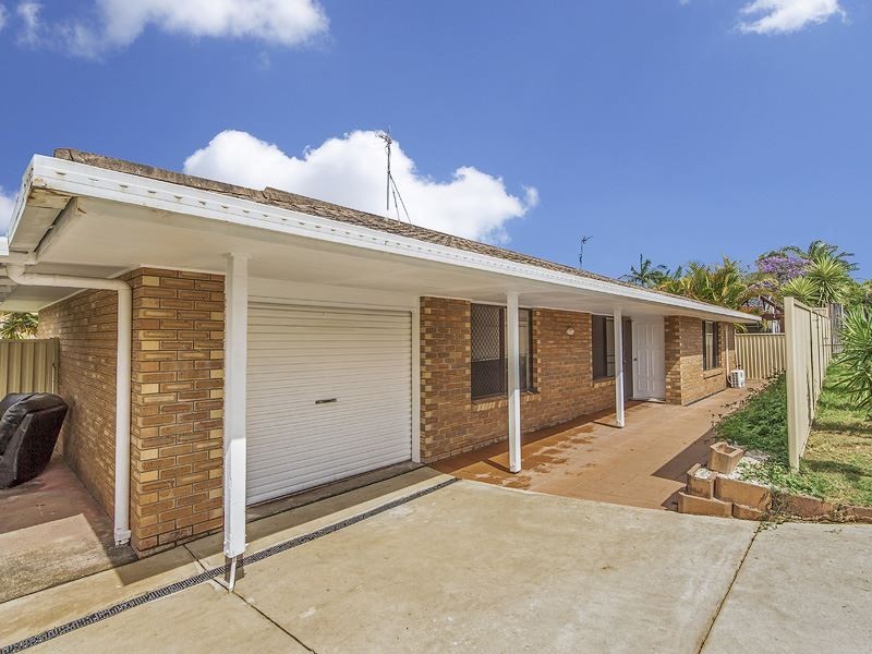 32 Meadow Brook Crescent, Merrimac QLD 4226