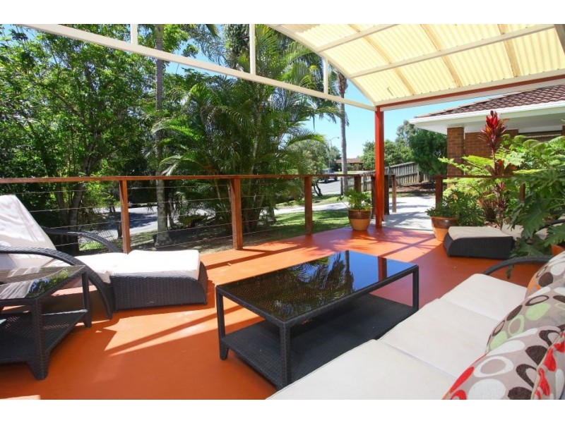 6 Cammeray Court, Robina QLD 4226