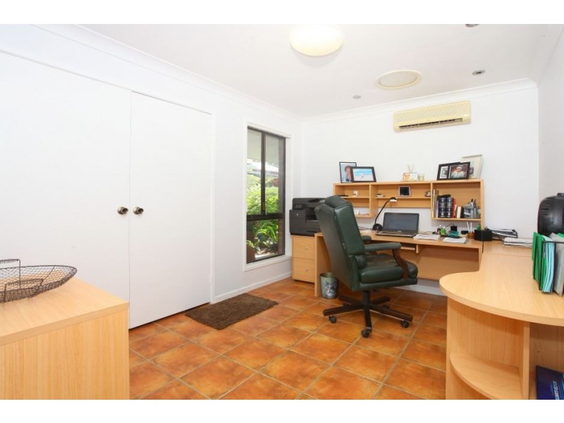 6 Cammeray Court, Robina QLD 4226