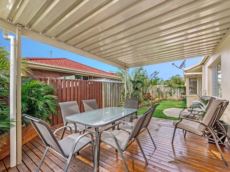 5/1 Warbler Parade, Varsity Lakes QLD 4227