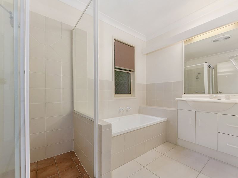 5/1 Warbler Parade, Varsity Lakes QLD 4227