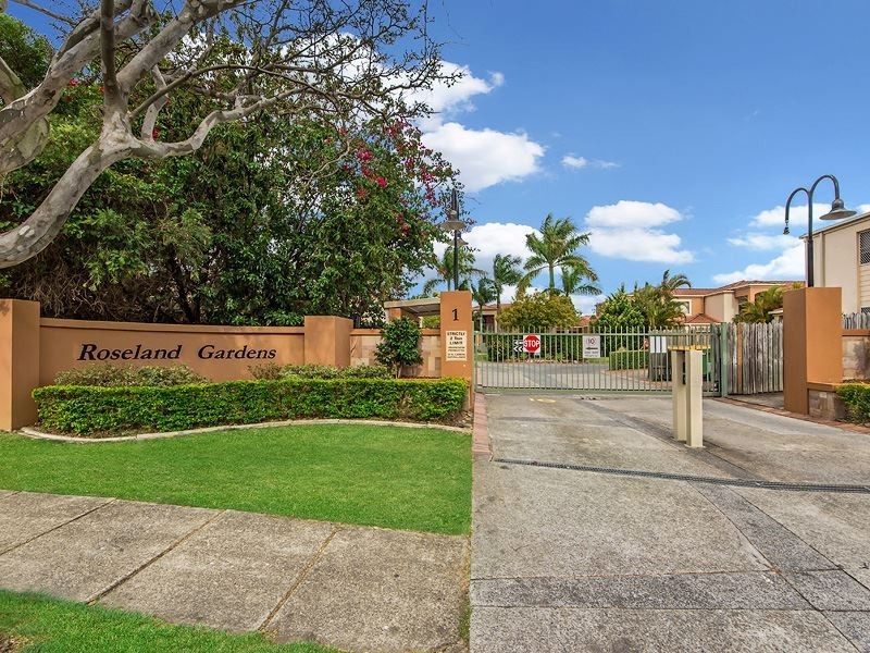 5/1 Warbler Parade, Varsity Lakes QLD 4227