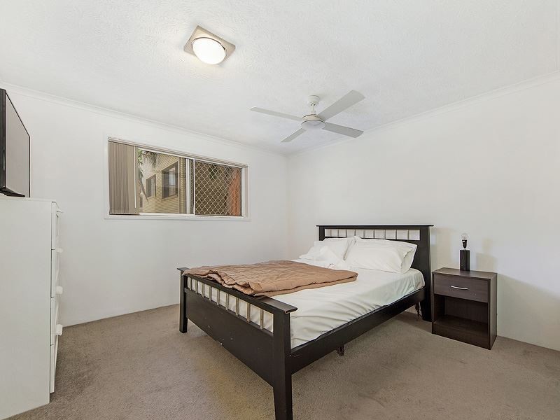7/12 Whiting Street, Labrador QLD 4215