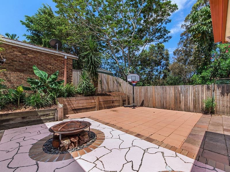 10 Highfield Drive, Merrimac QLD 4226