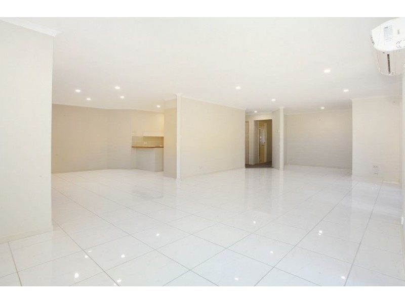 68 Ron Penhaligon Way, Robina QLD 4226