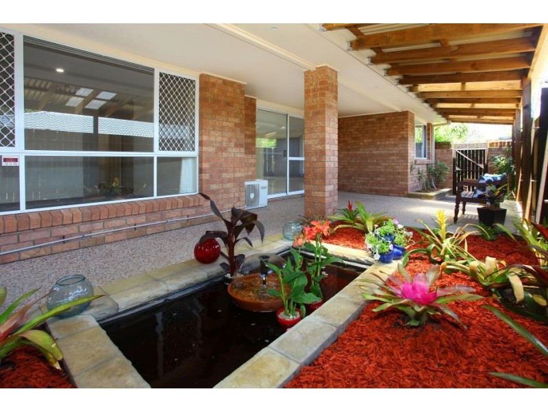 68 Ron Penhaligon Way, Robina QLD 4226