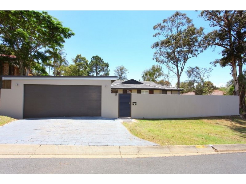 11 Queenscliff Cr, Robina QLD 4226