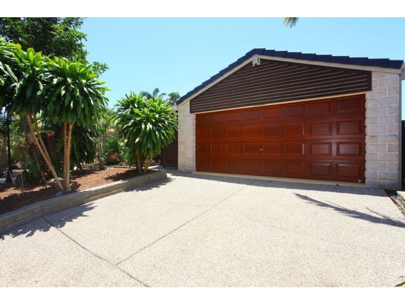 68 Ron Penhaligon Way, Robina QLD 4226