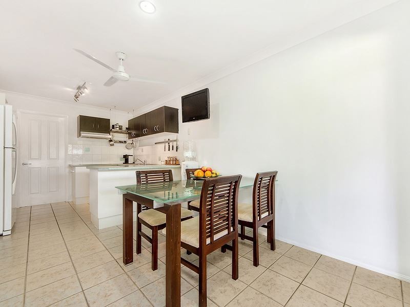 1/14 Dauphin Cres, Merrimac QLD 4226