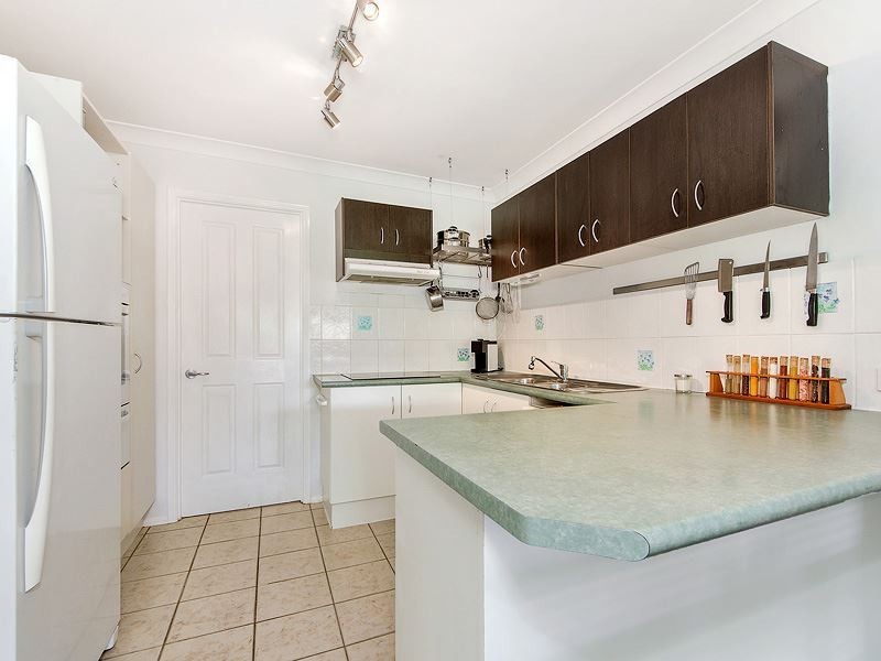 1/14 Dauphin Cres, Merrimac QLD 4226