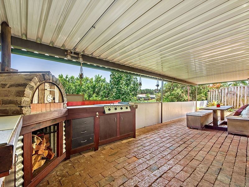 1/14 Dauphin Cres, Merrimac QLD 4226