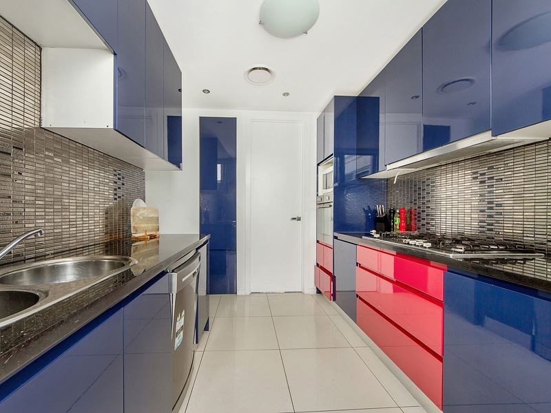 2/24 Heights Drive, Robina QLD 4226