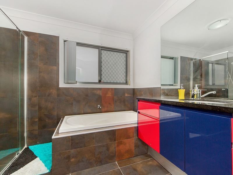 2/24 Heights Drive, Robina QLD 4226
