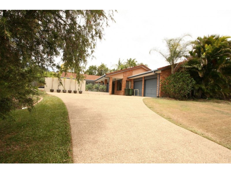 4 Northwood Cl, Robina QLD 4226