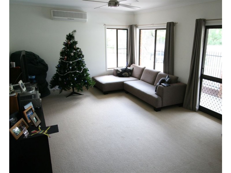 4 Northwood Cl, Robina QLD 4226