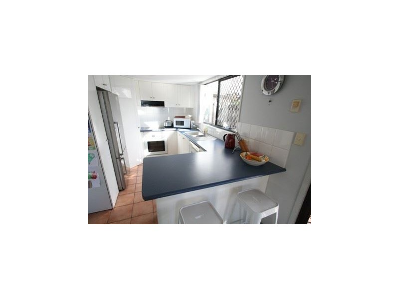 6/10 Warbler Pde, Varsity Lakes QLD 4227