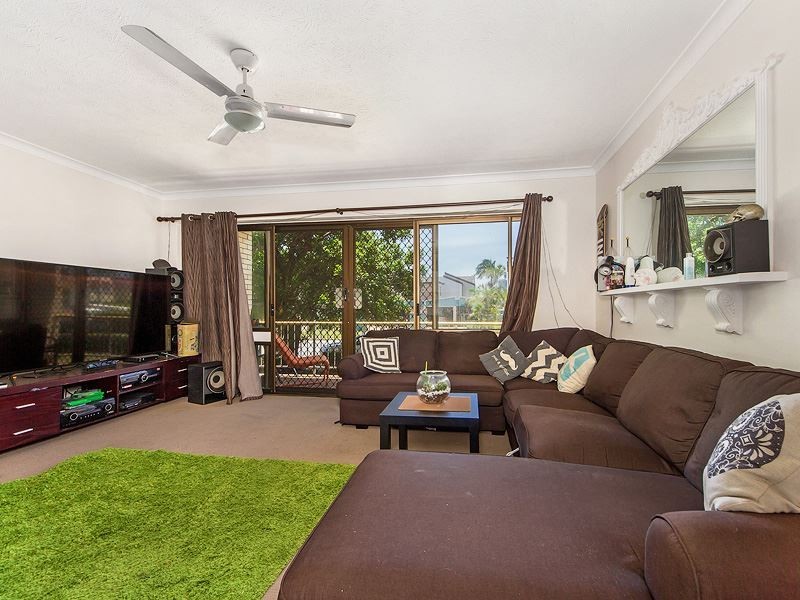 1/112 Stanhill Drive, Surfers Paradise QLD 4217