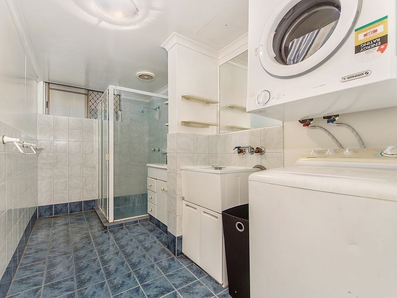 1/112 Stanhill Drive, Surfers Paradise QLD 4217