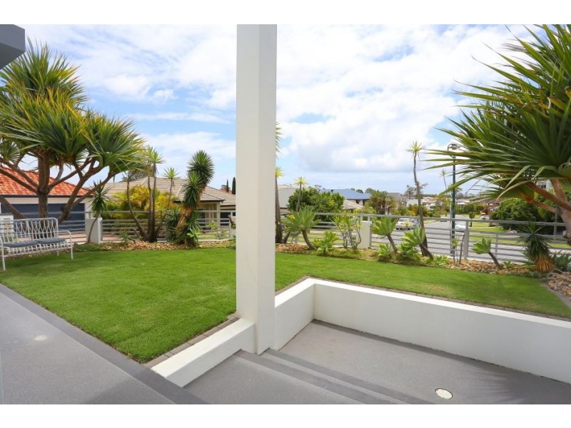 95 Bayswater Avenue, Varsity Lakes QLD 4227