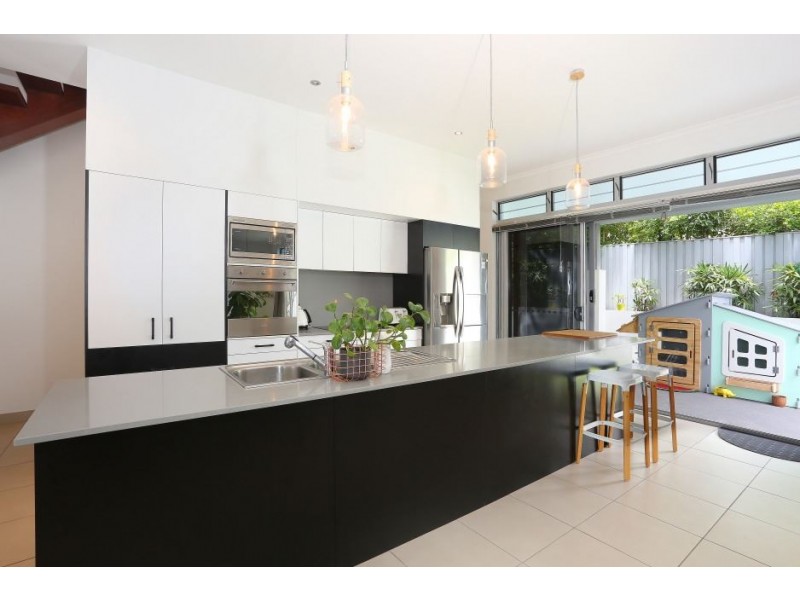 95 Bayswater Avenue, Varsity Lakes QLD 4227