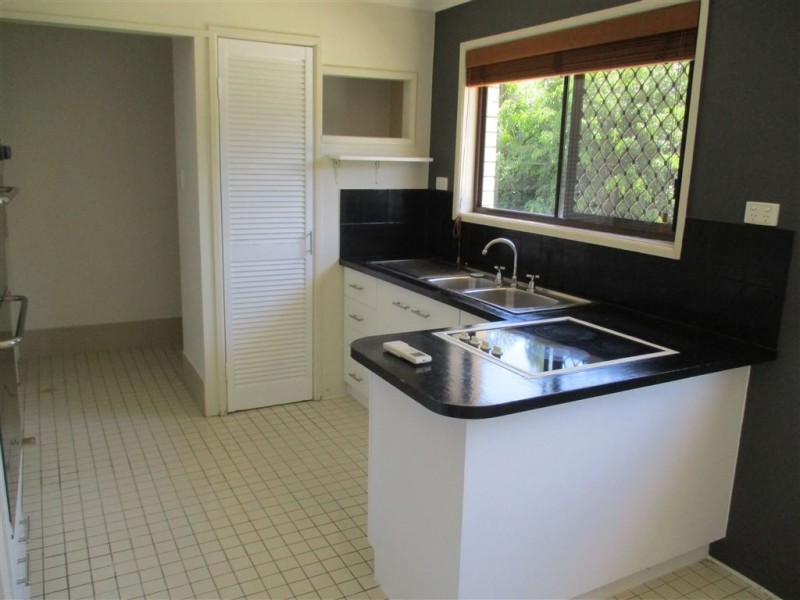 93 Highfield Drive, Merrimac QLD 4226