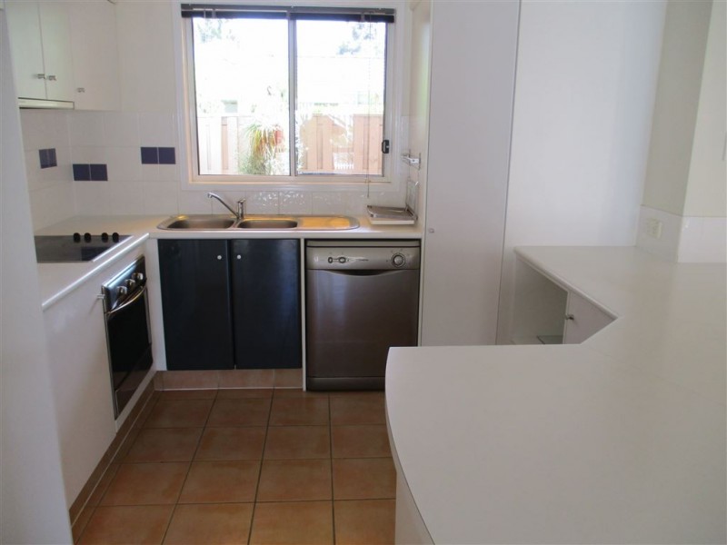 15 Corina Close, Robina QLD 4226