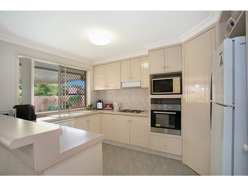 19 Oakleigh Circuit, Robina QLD 4226