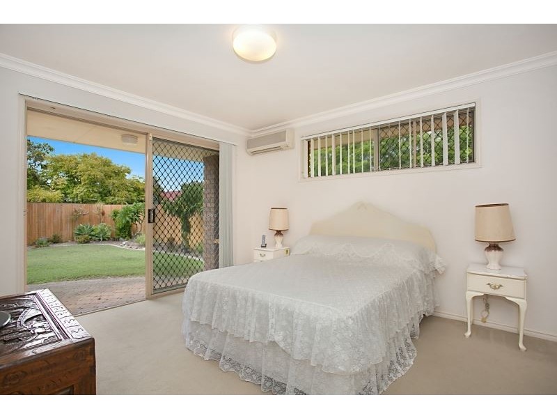 19 Oakleigh Circuit, Robina QLD 4226