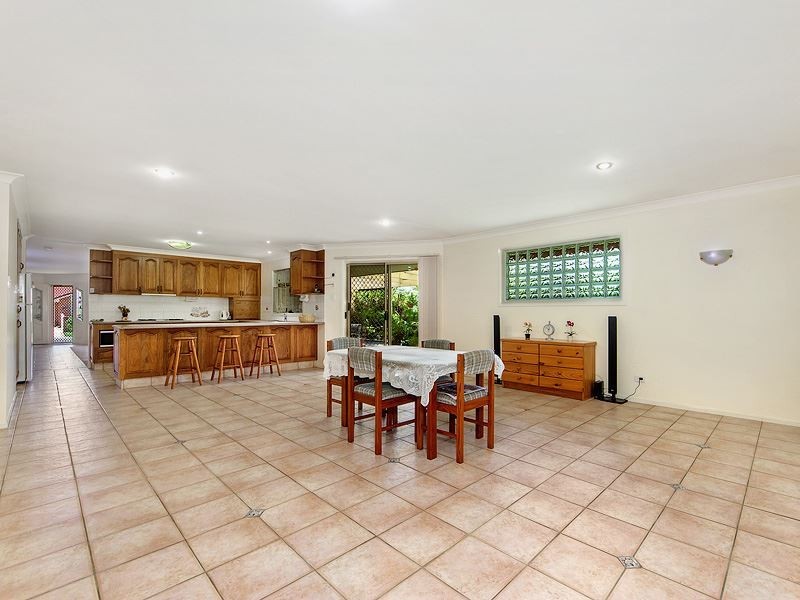 32 Belrose Boulevard, Varsity Lakes QLD 4227