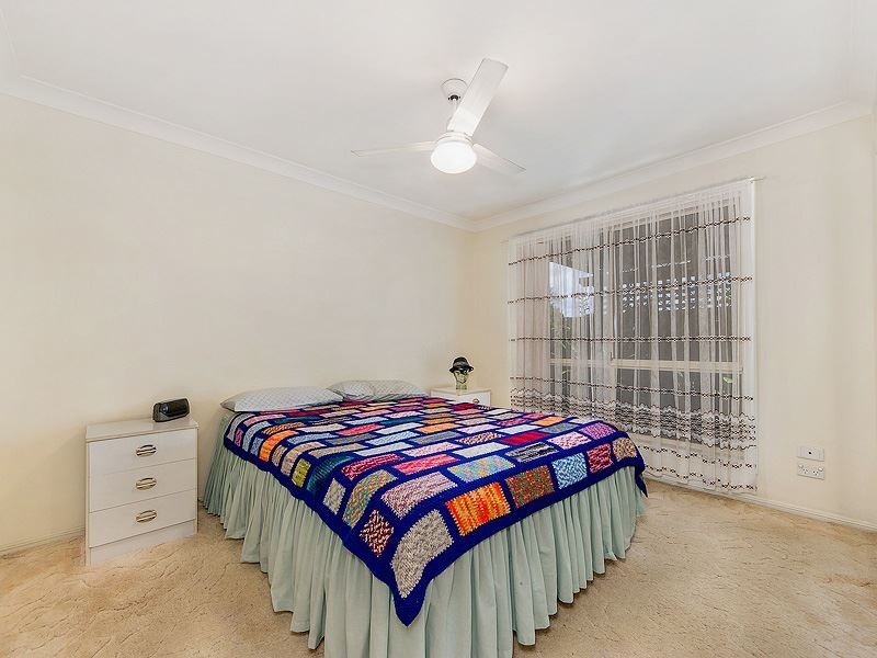 32 Belrose Boulevard, Varsity Lakes QLD 4227