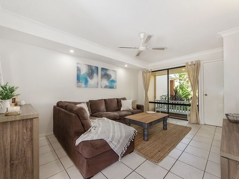 70/1 Warbler Parade, Varsity Lakes QLD 4227