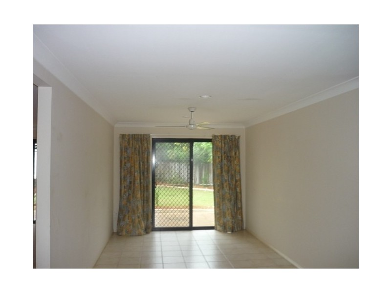 1 Elfin Street, Robina QLD 4226