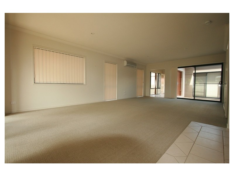 23B Geraldton Drive, Varsity Lakes QLD 4227