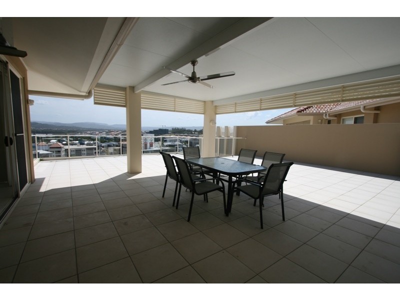 144/253 Varsity Parade, Varsity Lakes QLD 4227