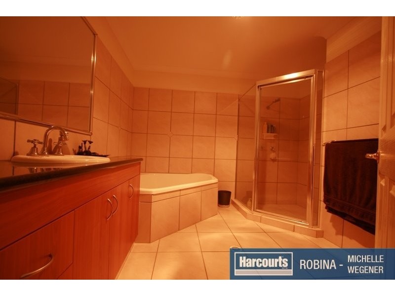 Varsity Lakes QLD 4227