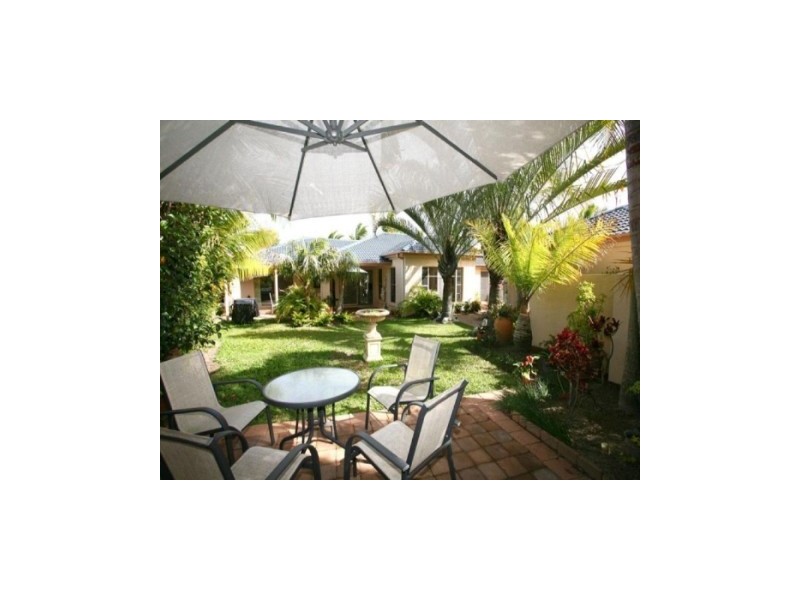 63 Martingale Place, Clear Island Waters QLD 4226