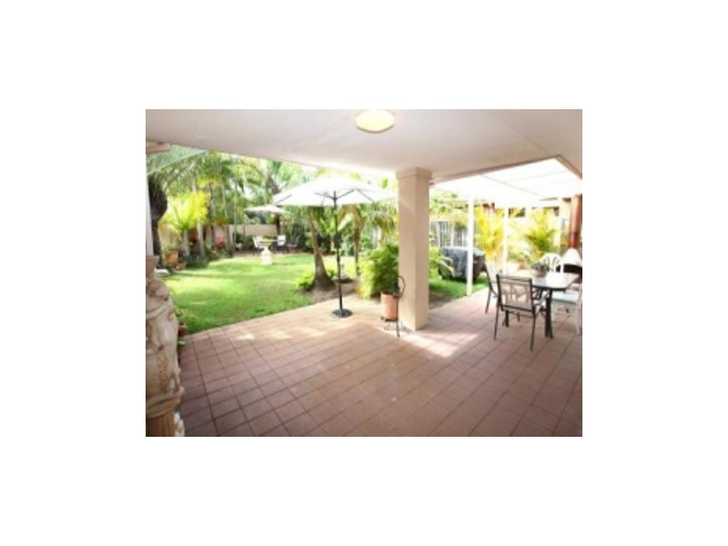 63 Martingale Place, Clear Island Waters QLD 4226