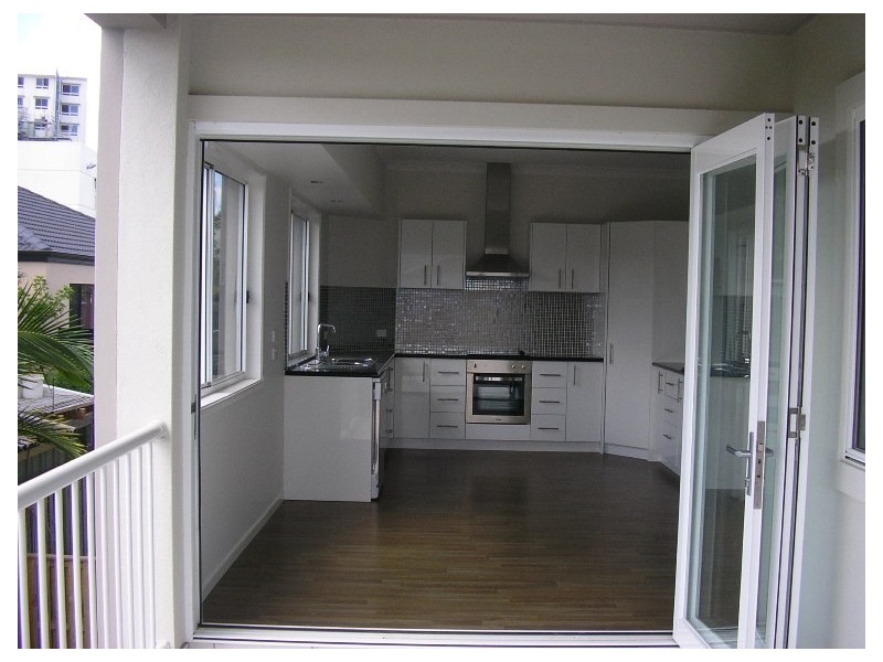 Varsity Lakes QLD 4227