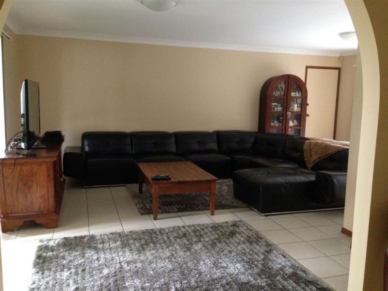 1 Orpheus Place, Mermaid Waters QLD 4218