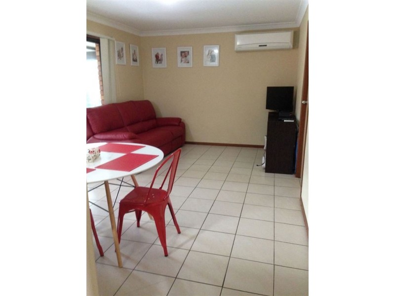 1 Orpheus Place, Mermaid Waters QLD 4218