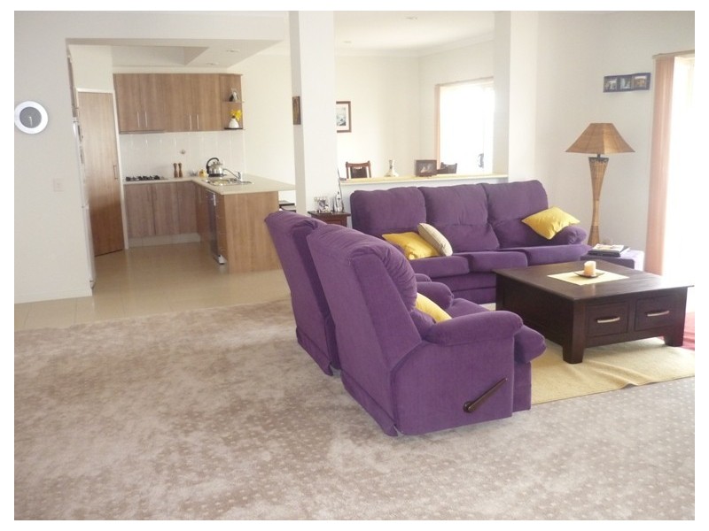 Varsity Lakes QLD 4227