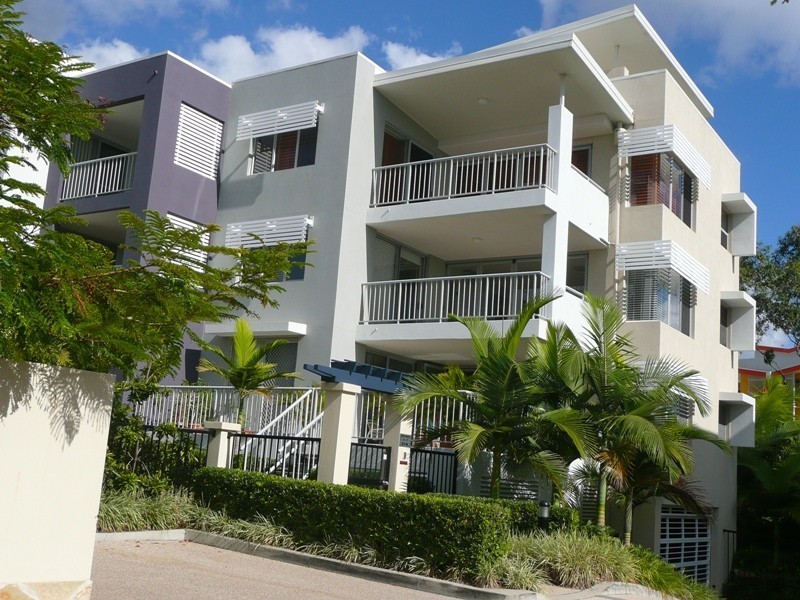 26/64 Riverwalk Avenue, Robina QLD 4226